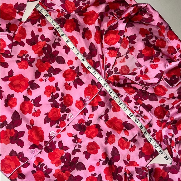 LOFT Pink and Red Floral Satin Pajama Set XL - Picture 4 of 11